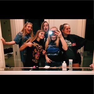 Meet your Posher, Hannah